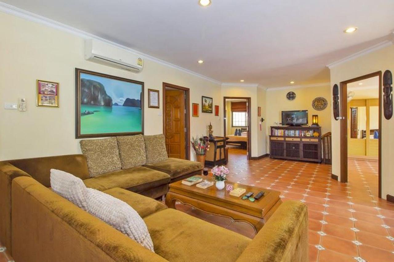Viewbor Villa - Pattaya Holiday House Walking Street 4 Bedrooms المظهر الخارجي الصورة